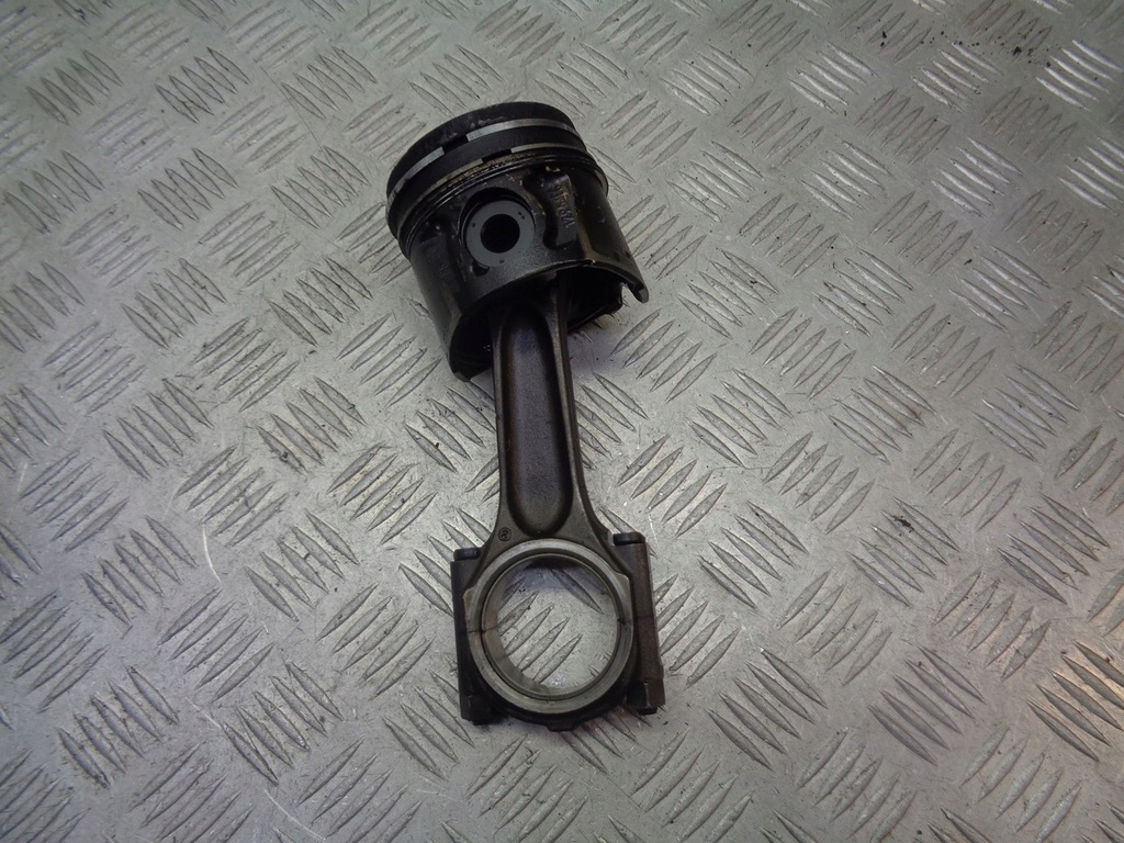 фото №1, Поршень з шатун volvo v50 2.0 d