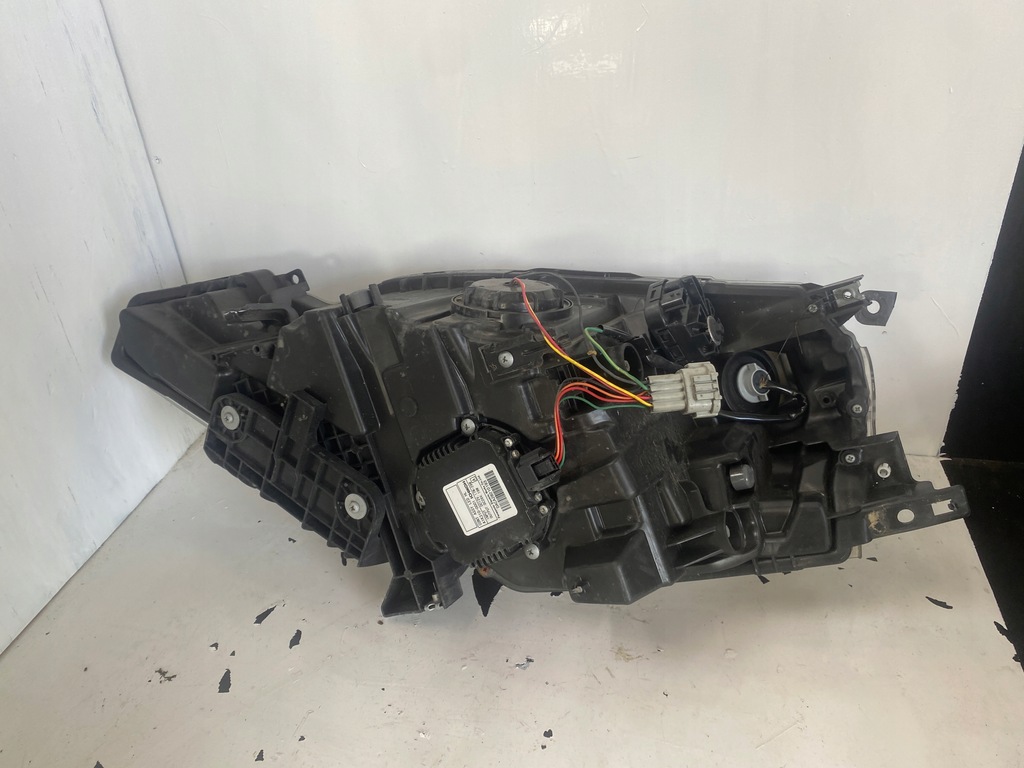 фото №12, Nissan leaf i лампа правый перед full led