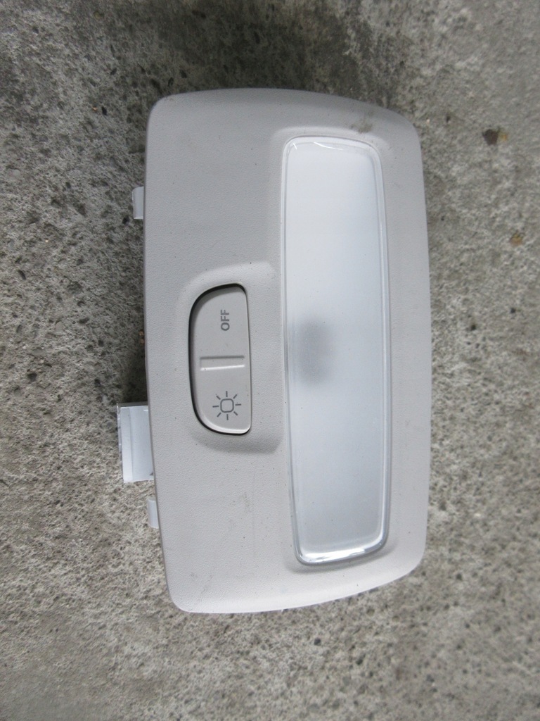 фото №1, Dacia duster ii duster 2 21 r . лампа кабіни