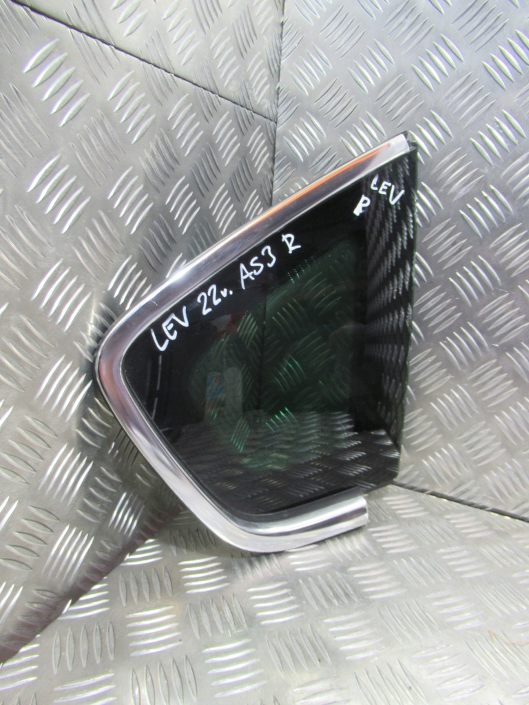 фото №1, Стекло кузовная правая maserati levante 22r as3