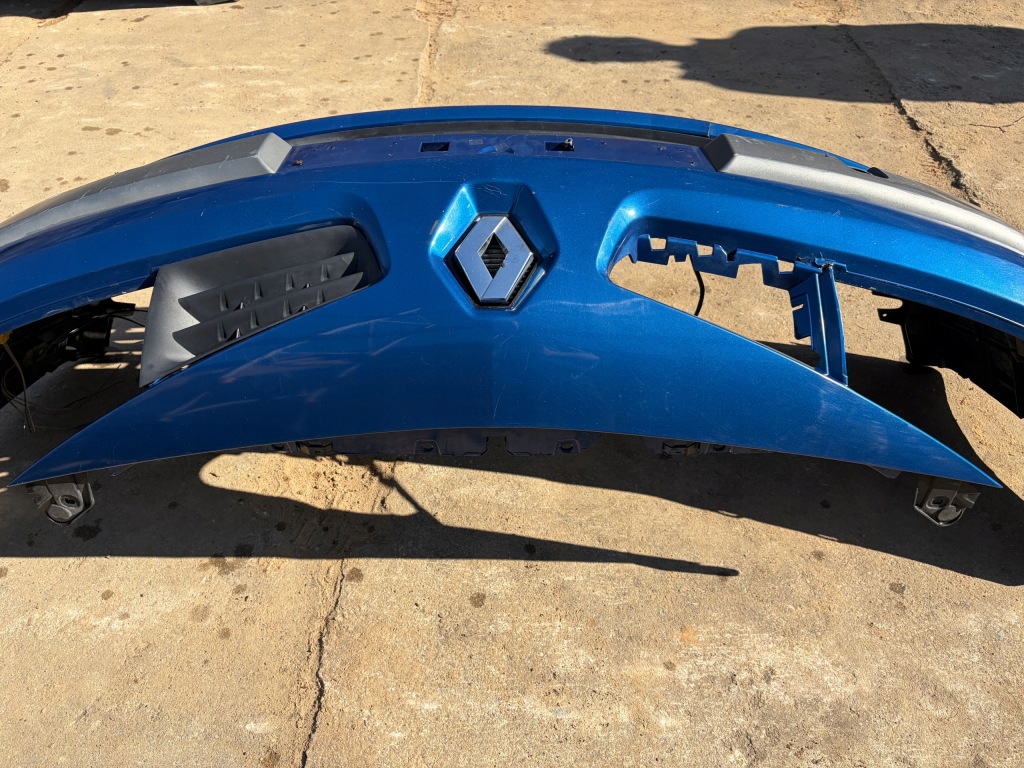 Renault megane 2 рестайлінг  бампер перед передній комплектний Київ