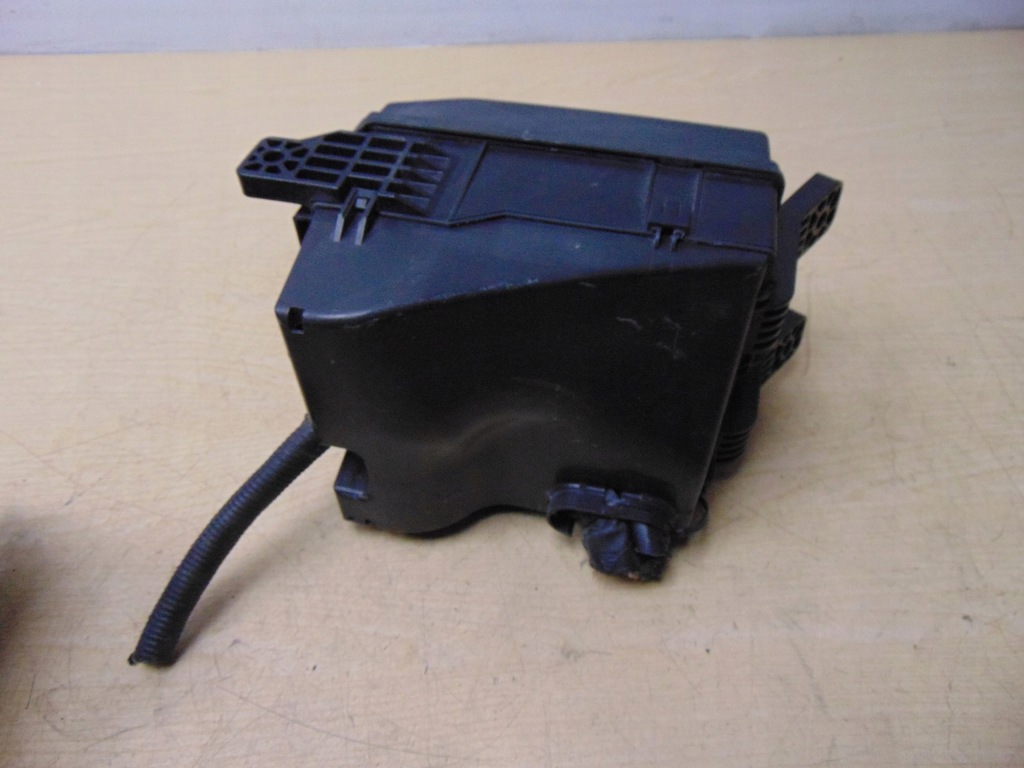 фото №9, Коробка запобіжників hyundai ix35 2.0 crdi