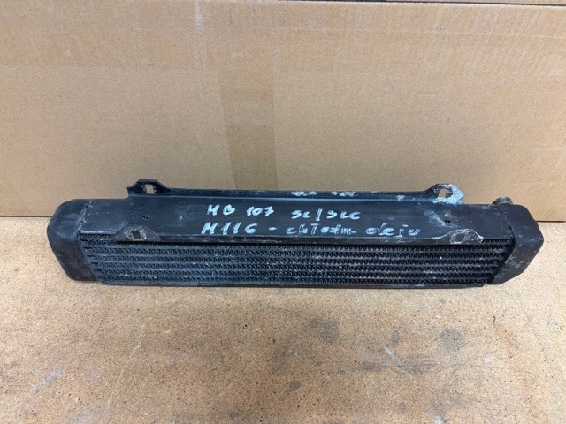 фото №4, Mercedes 107 sl, slc, w116 - радиатор масла behr a1161801665, 1161801665