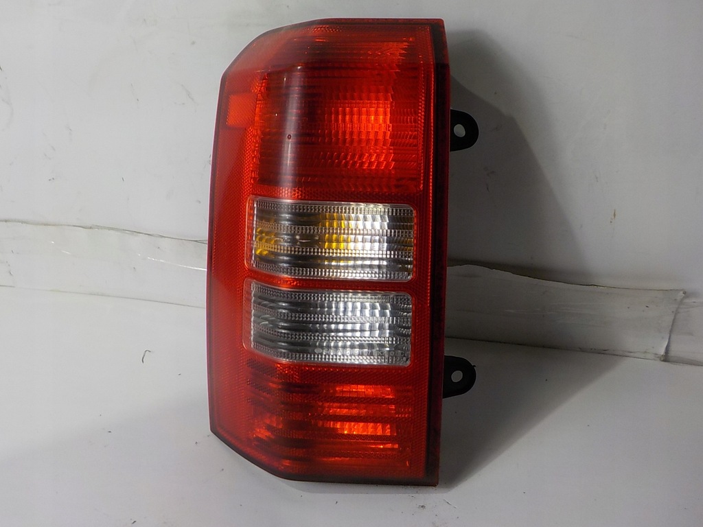 фото №1, Jeep patriot лампа ліва задня лівий задня