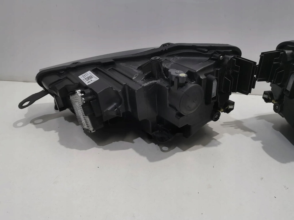 фото №11, Skoda scala лампа full led ліва права справні