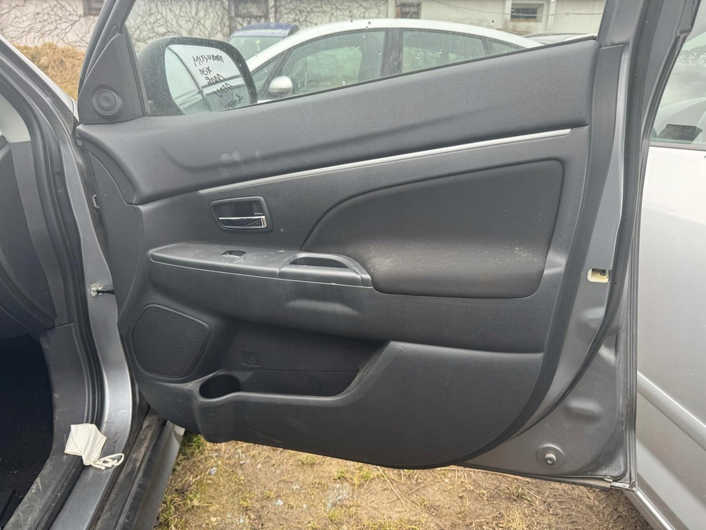 фото №11, Mitsubishi asx i комплект обшивка дверей дверь обшивки обшивка обивка