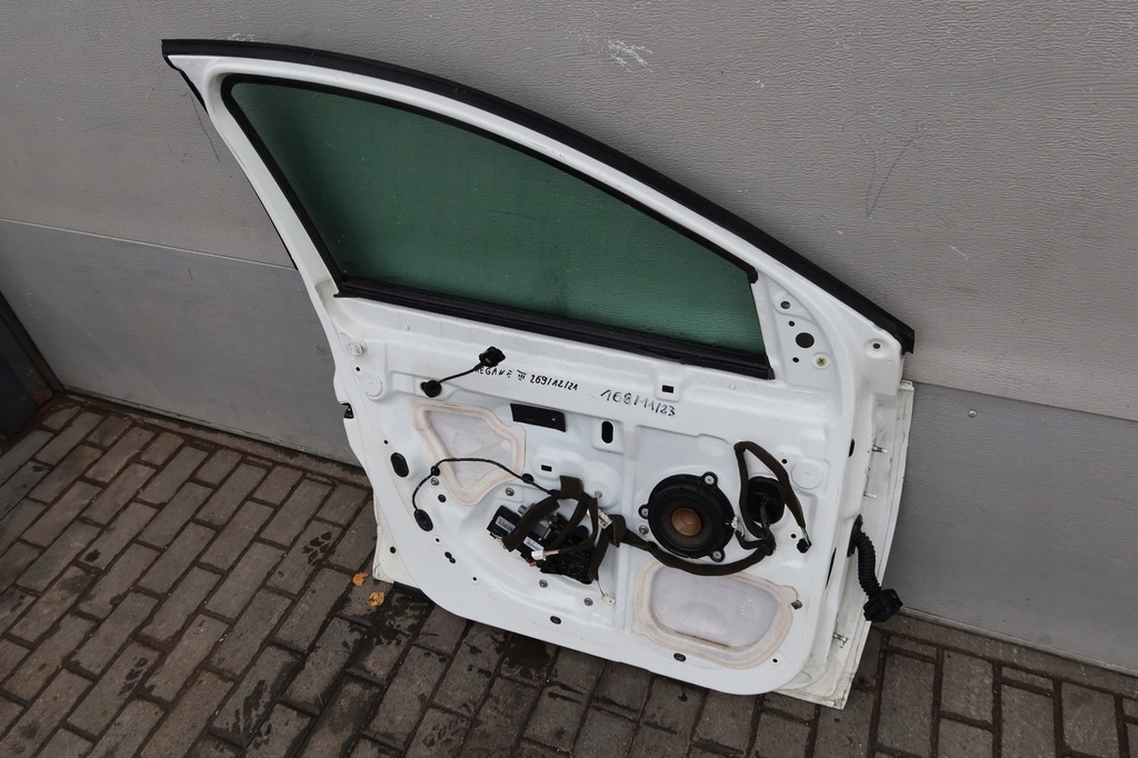 фото №13, Дверь левый перед megane iii hb