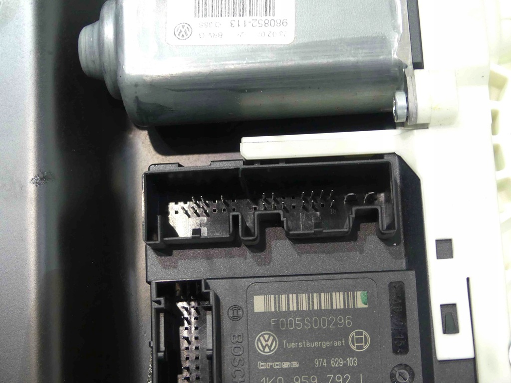 фото №8, Підйомник перед правий vw passat b6