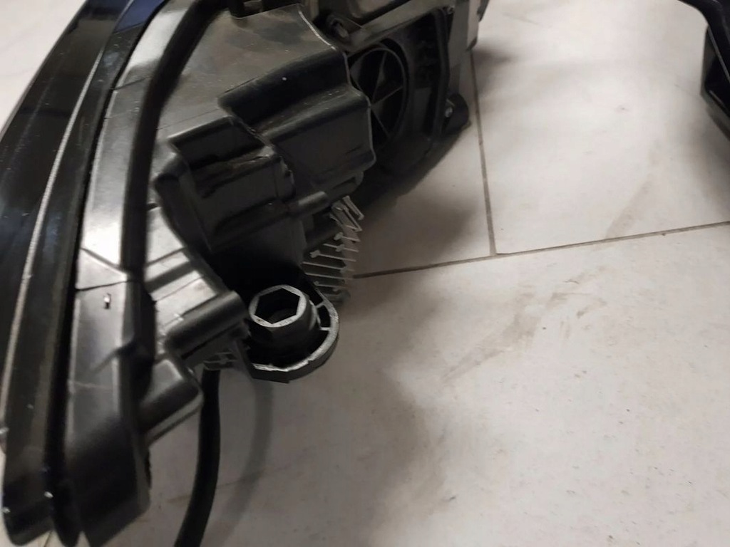 фото №5, Audi a6 c8 - лампа перед передня 4k0941033b комплектна