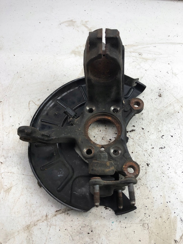 фото №4, Vw tiguan поворотный кулак левый перед 5n0