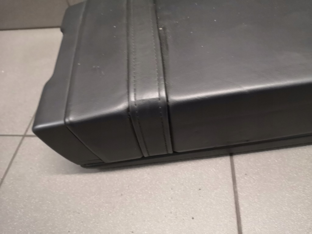 фото №11, Підлокітник сидіння задня чорний audi a8 d3