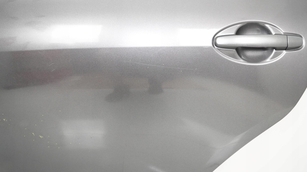 Дверь левая задний toyota auris 1 06-09r 1g3 с Разборки