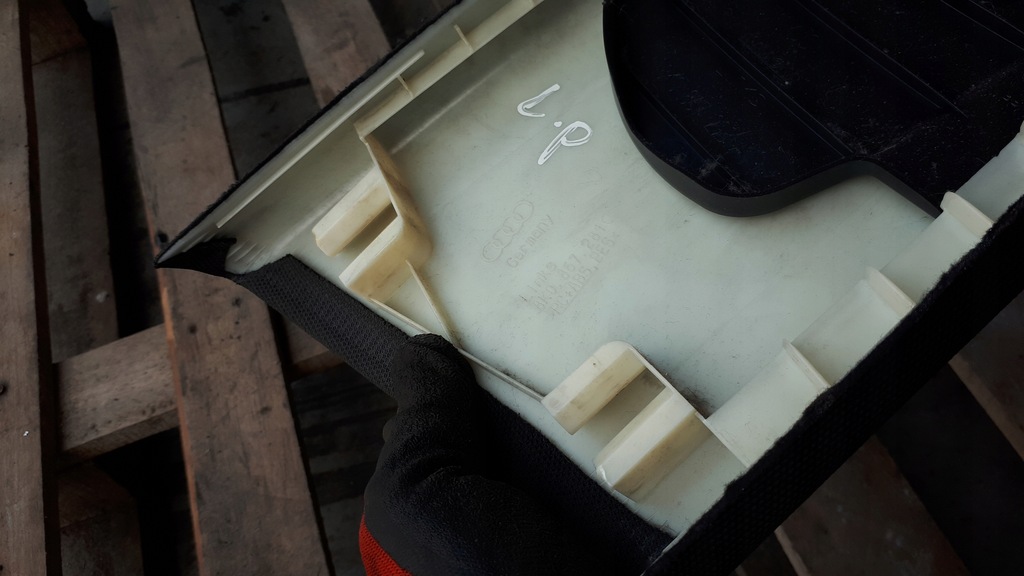 фото №9, A4 b8 s4 захист стійка поперечина лівий перед 8k0867281c s line