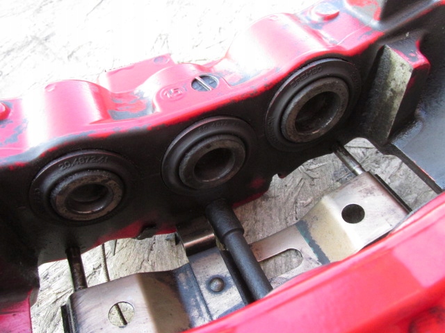 Maserati quattroporte vi 3.0 v6 суппорт левый перед brembo 6 поршней 350mm Недорого