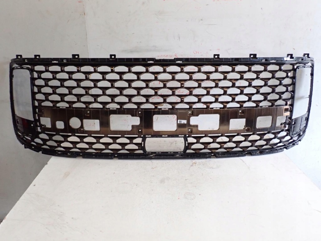 Купить Решётка  hyundai staria 2021- 86352-gg700