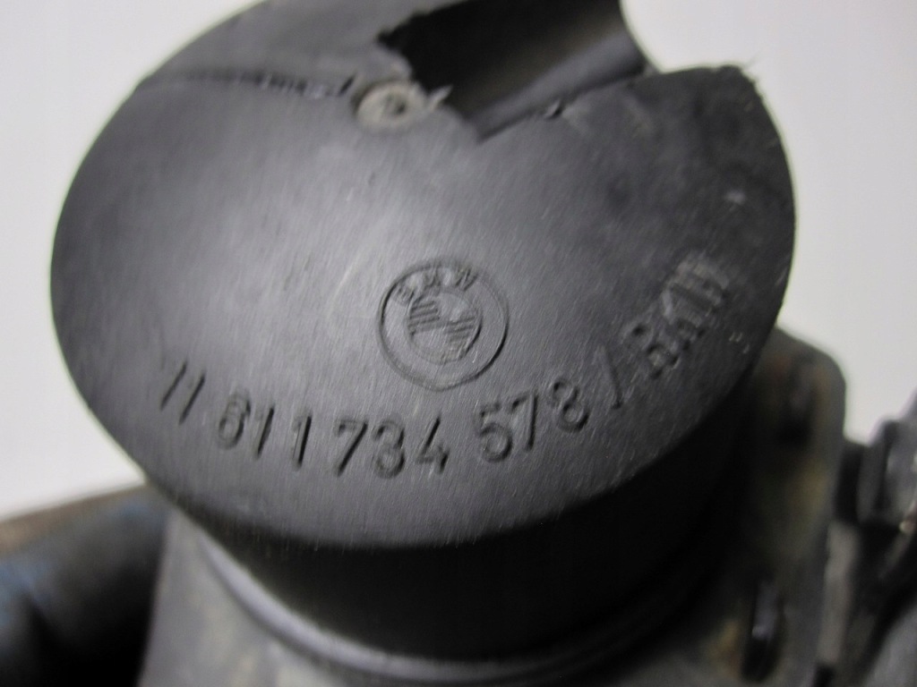 Купити Бак вакууму bmw e36 1.8is