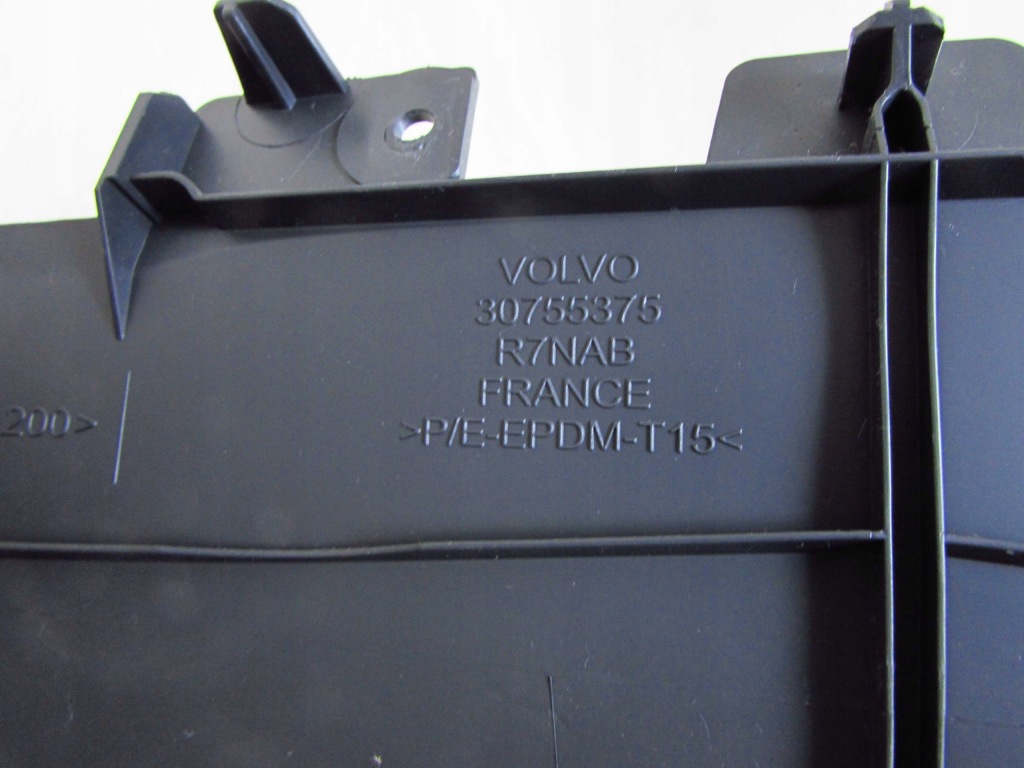 фото №11, Volvo c70 ii 06-13 туннель средний подлокотник кожа