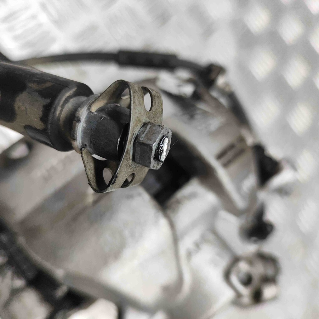 фото №6, Супорт гальмівний передній правий citroën c4 iii ba_, bb_, bc_ 1681371480