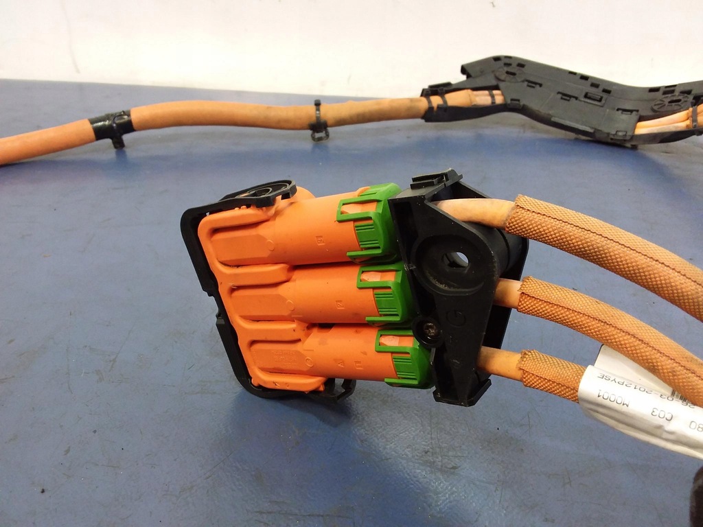 фото №5, Peugeot 508 2.0 hdi гибрид шланг аккумулятор