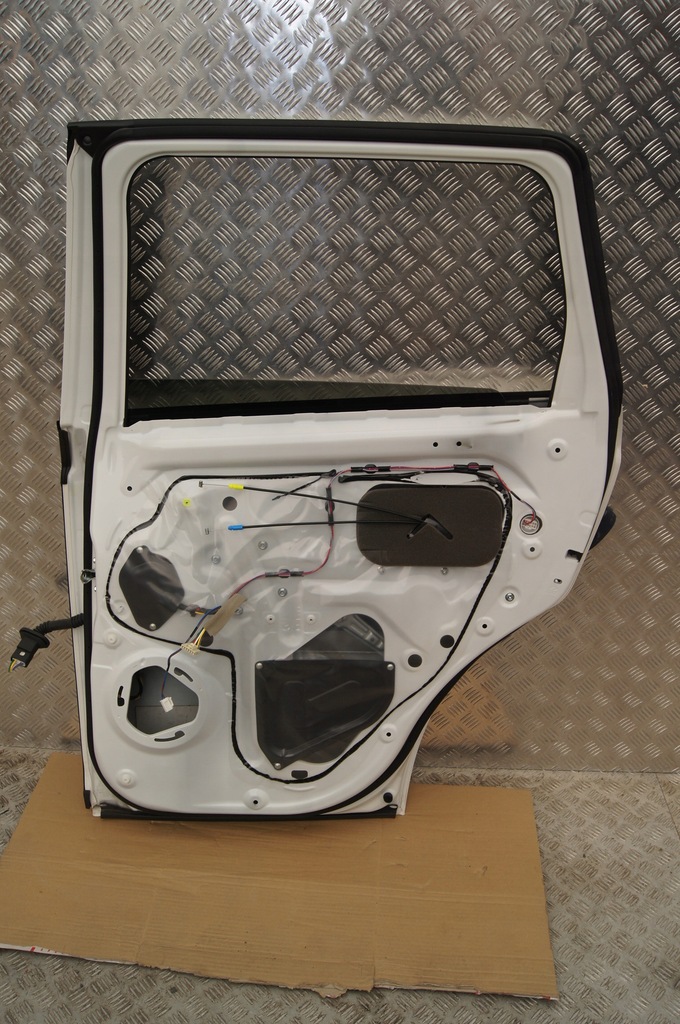 фото №8, Mitsubishi outlander iii lift дверь задняя задние правое w37