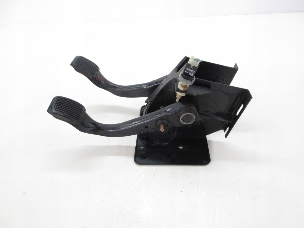 фото №3, Iveco daily ii 89-99 педаль сцепления тормоза