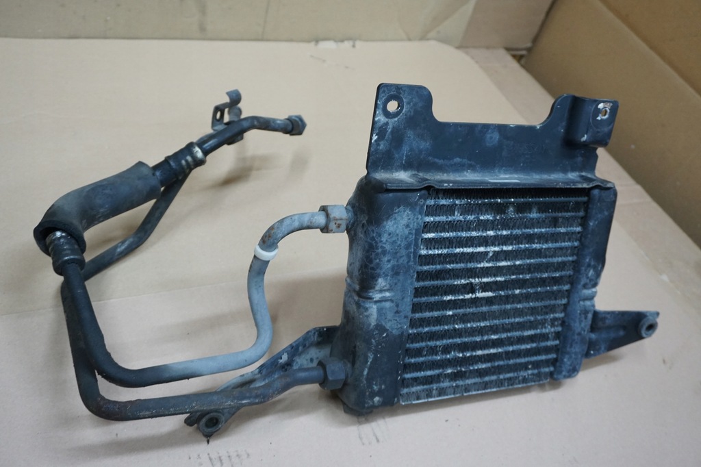 фото №8, Patrol радіатор радіатор оливи gr y61 2,8 tdi