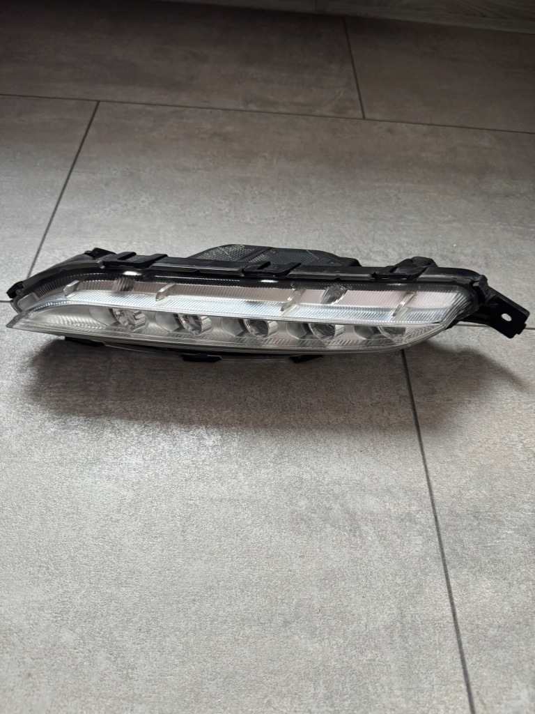 Купити Протитуманна фара hyundai tucson 3 led drl лівий перед оригінал 92207-d7000