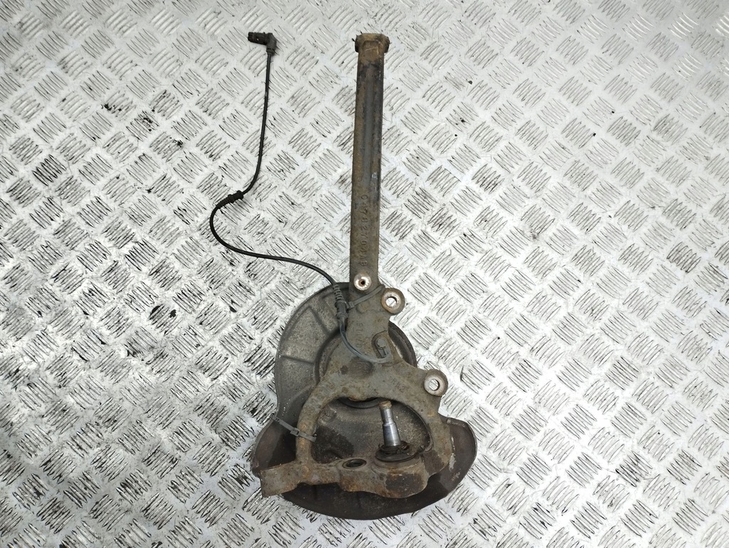 фото №10, Chrysler 300 - 300c 2006 перед сторона правая ступица колеса передний