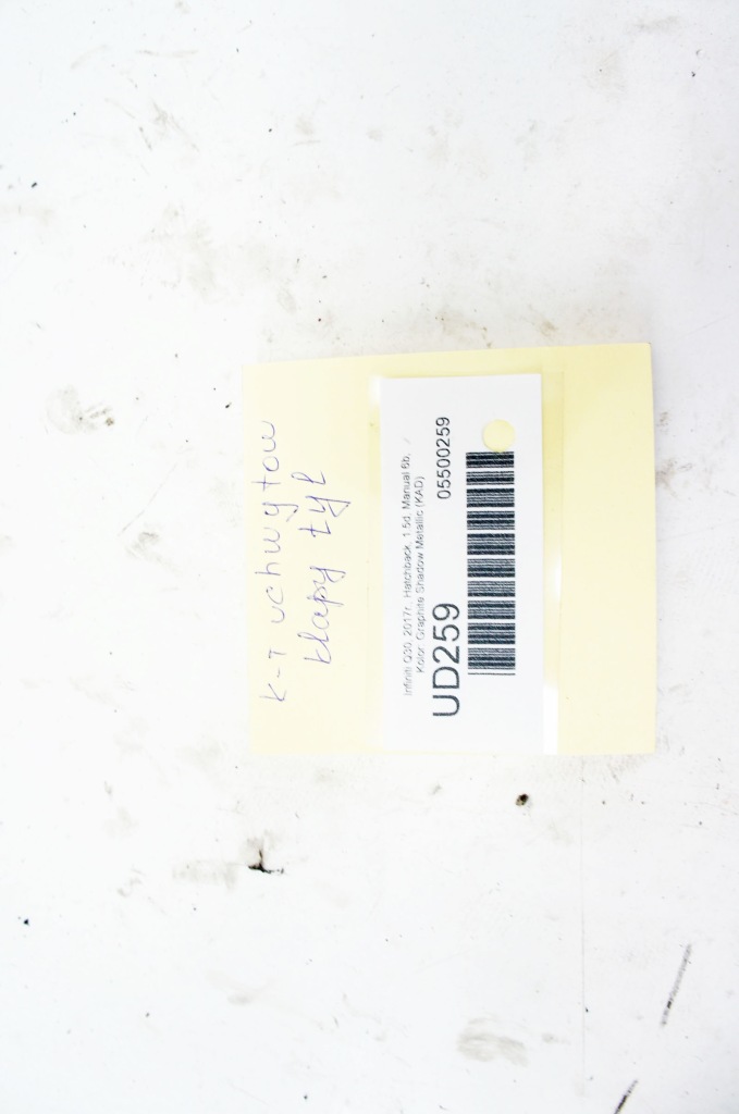 Ud257+ infiniti q30 тримачі кріплення сидіння задні a1760200324 a1769200124 Ціна