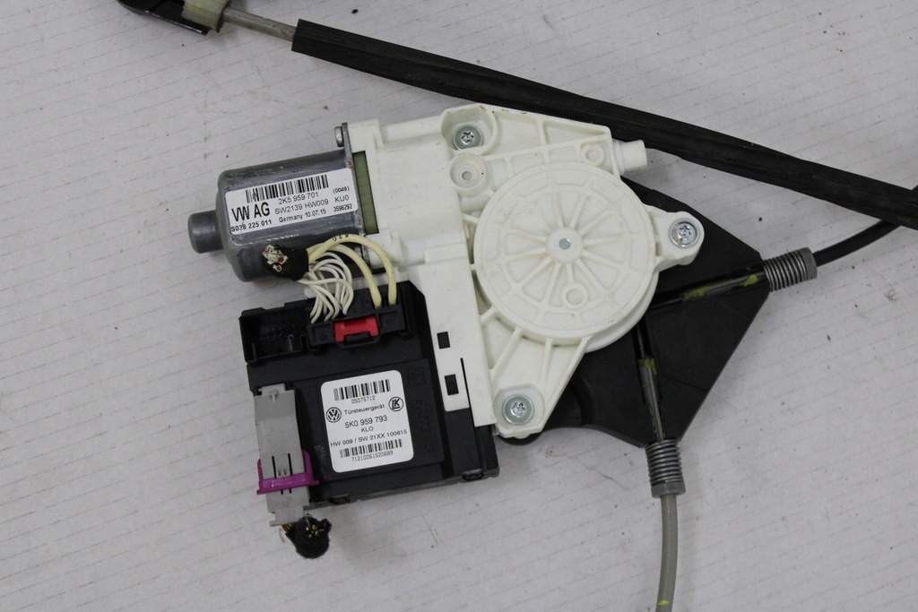 фото №7, Volkswagen vw caddy iii lift iv 2015r- подъемник стекло правый перед