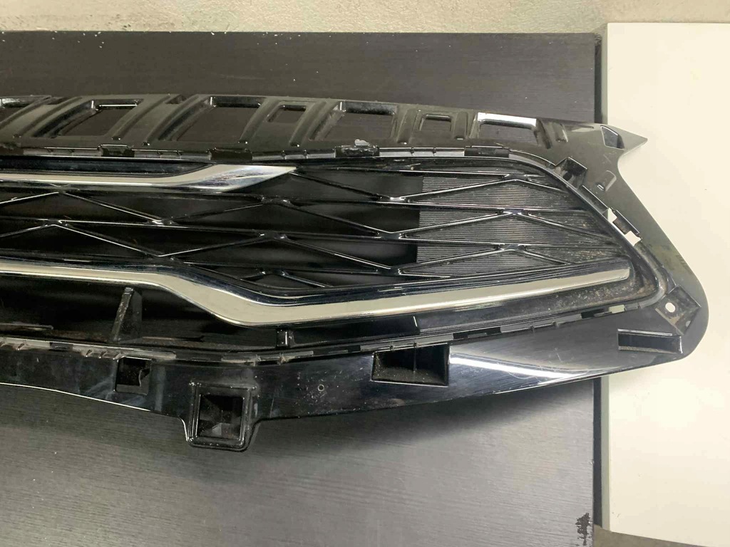 фото №10, Решётка радиатора kia ceed iii 3 lift решётка радиатора радиатора oem kia 86350-j7db0