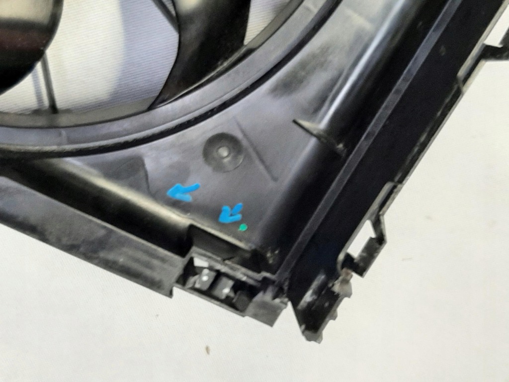 Вентилятор вентилятори радіатора основа tesla model x p1589350-00b Ціна