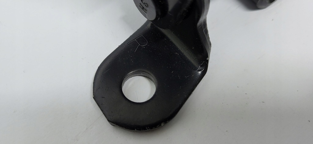 фото №8, Lexus rx prius rav4 yaris ii петля дверь левый перед dół нижний 68730-33021