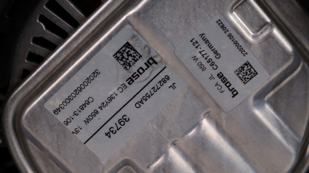 фото №12, Jeep wrangler jl 2.0 t 18- радіатор радіатор комплект 68272755ad