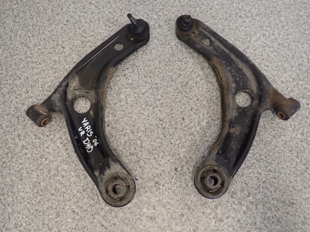 фото №1, Toyota yaris ii 06- рычаг передний левый lub правый