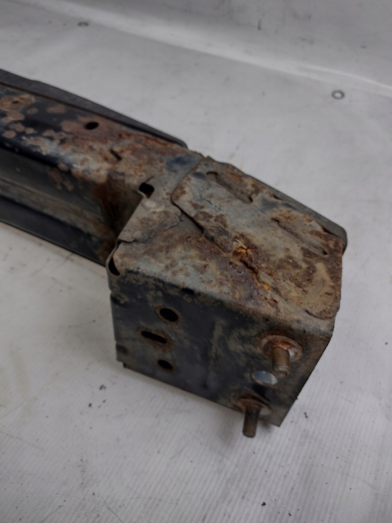 фото №7, Балка бампера передний chrysler voyager iv