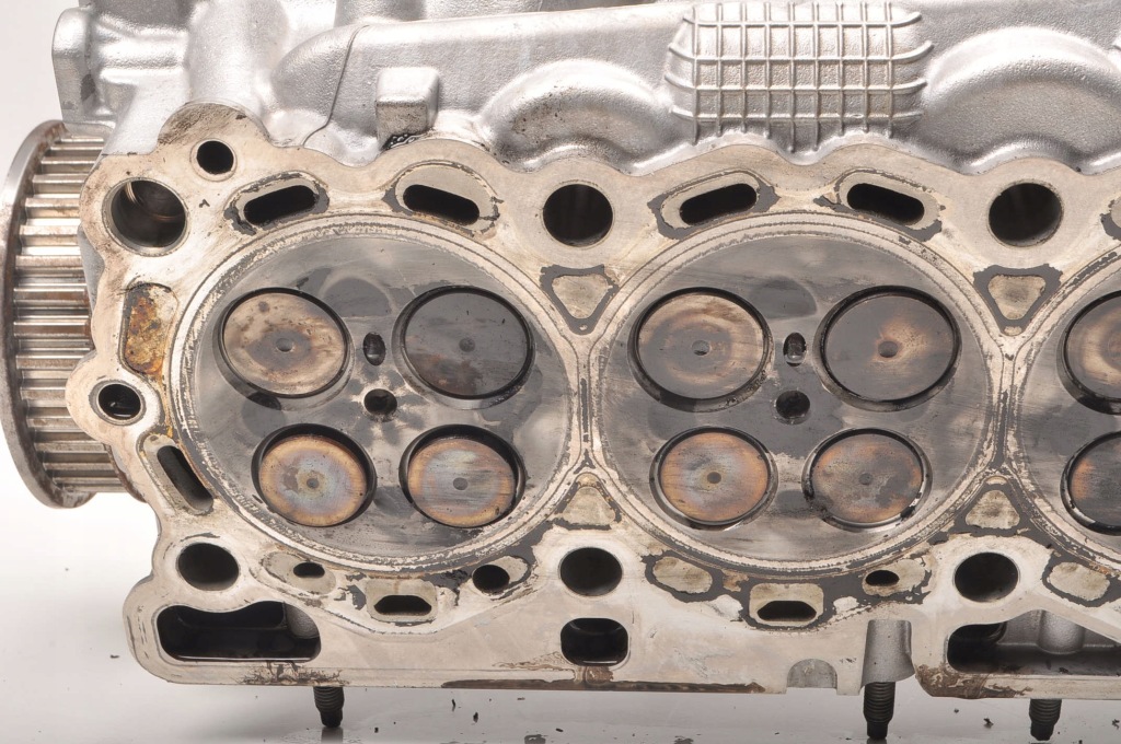 фото №12, Discovery v l462 3.0d sdv6 306km головка левая 9x2q-6c064-da 106tys km