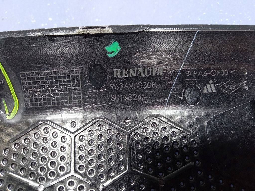 фото №6, Renault clio v 19- защита зеркало камеры 963a95830r