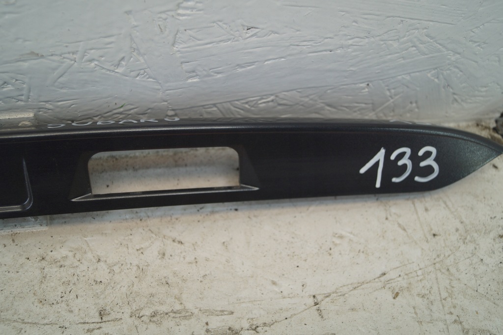 фото №10, Накладка крышки subaru wrx sti 14-17