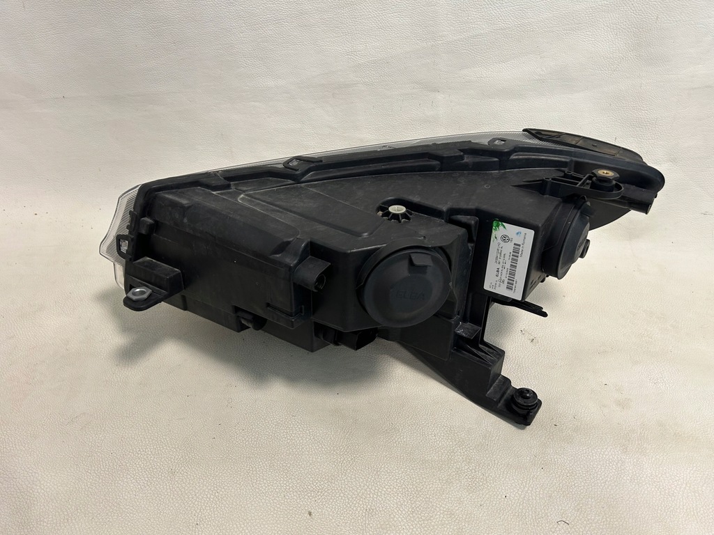 фото №8, Vw caddy 2k 4 iv 21- лампа правая перед передняя