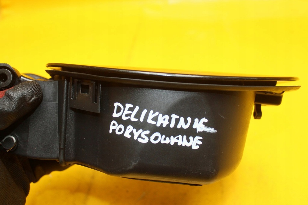 фото №7, Крышка заливной топлива mercedes w251 a2516300167