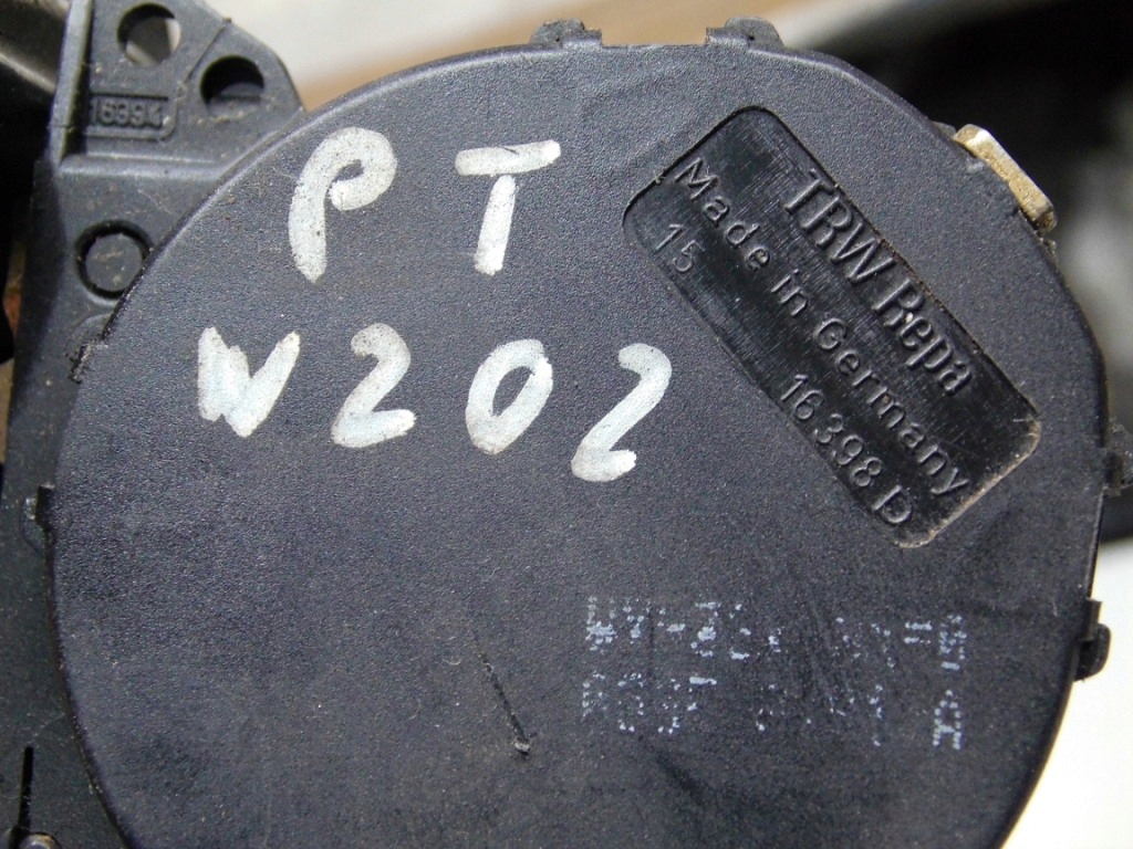 фото №5, Pas безопасности левый правый задняя mercedes w202