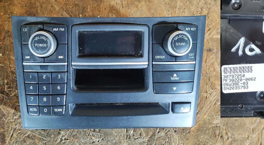 фото №1, Панель радіо volvo xc90 30797250 гарантія