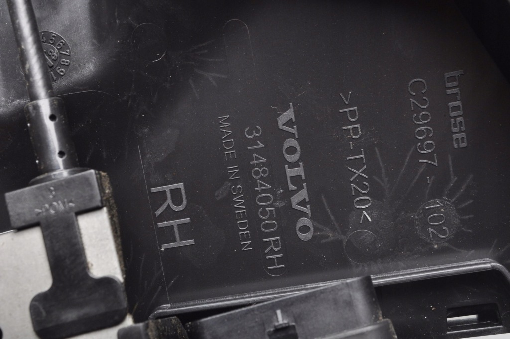 фото №9, Volvo s60 ii v60 xc60 ii s90 ii замок двері правий перед передній 31462456