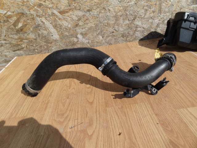 фото №1, Dacia logan ii 2014 0,9 tce шланг інтеркулер