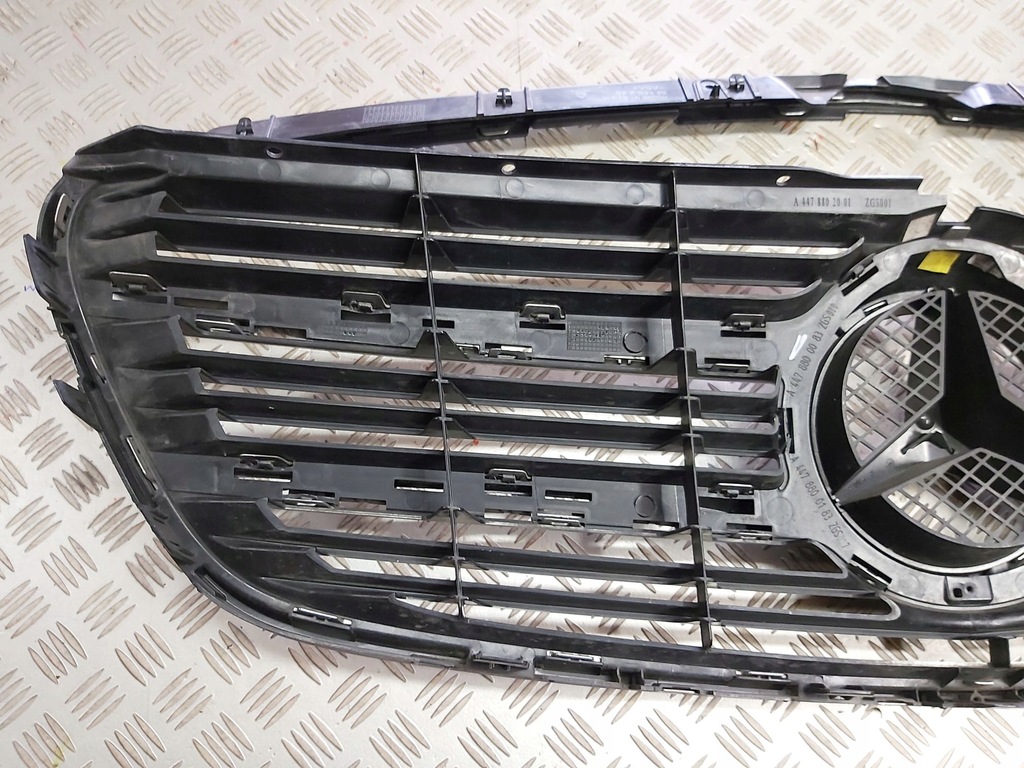 фото №8, Решітка радіатора решітка радіатора mercedes v-klasa w447 2014r-