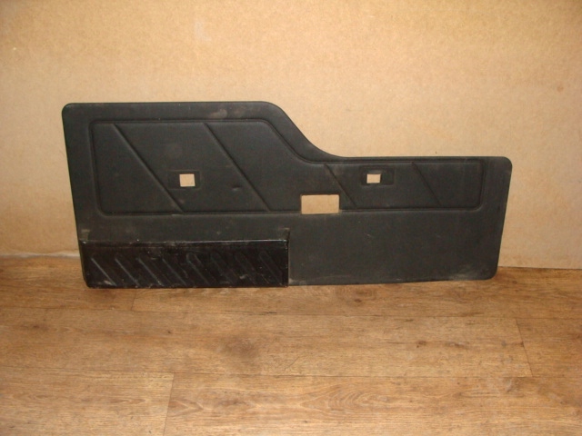 фото №1, Обивка крышки задняя задний защита land rover discovery 2 ii