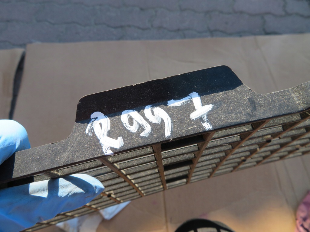 фото №5, Решётка средняя бампера renault modus 08-12