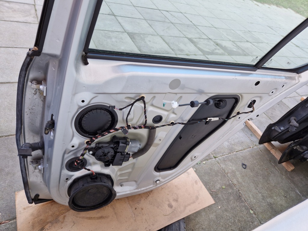 фото №11, Skoda octavia 3 iii дверь правый задняя la7w