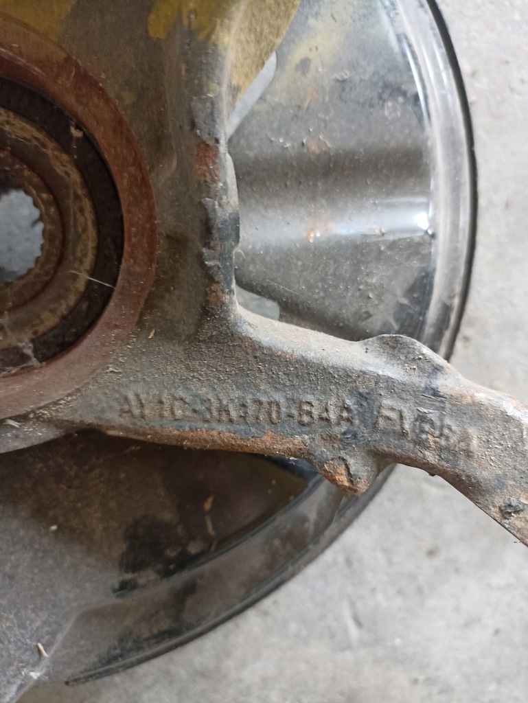 фото №4, Ford ka plus поворотний кулак права